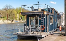 Tolles Tiny-Hausboot Marianne Mit Dachterrasse