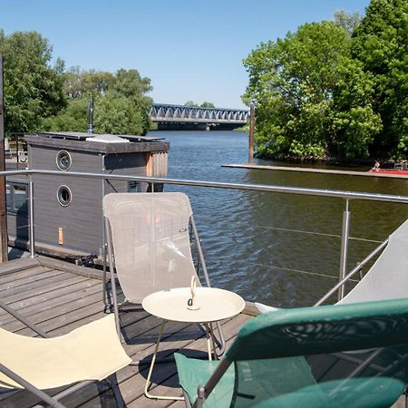 Hotel Tolles Tiny-Hausboot Guenter Mit Dachterrasse Hamburg Exterior foto