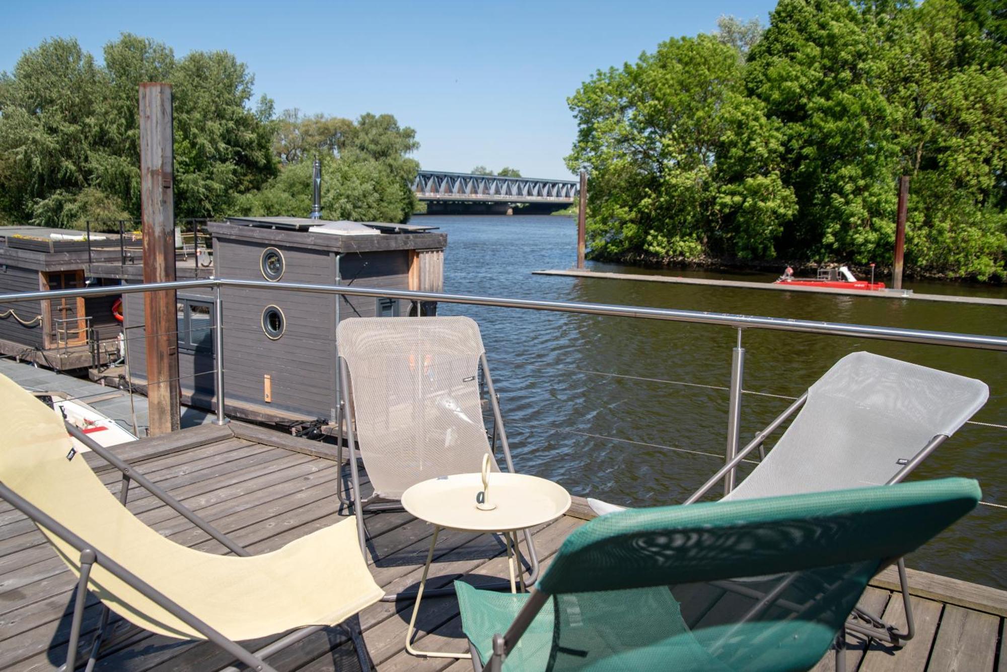 Hotel Tolles Tiny-Hausboot Guenter Mit Dachterrasse Hamburg Exterior foto